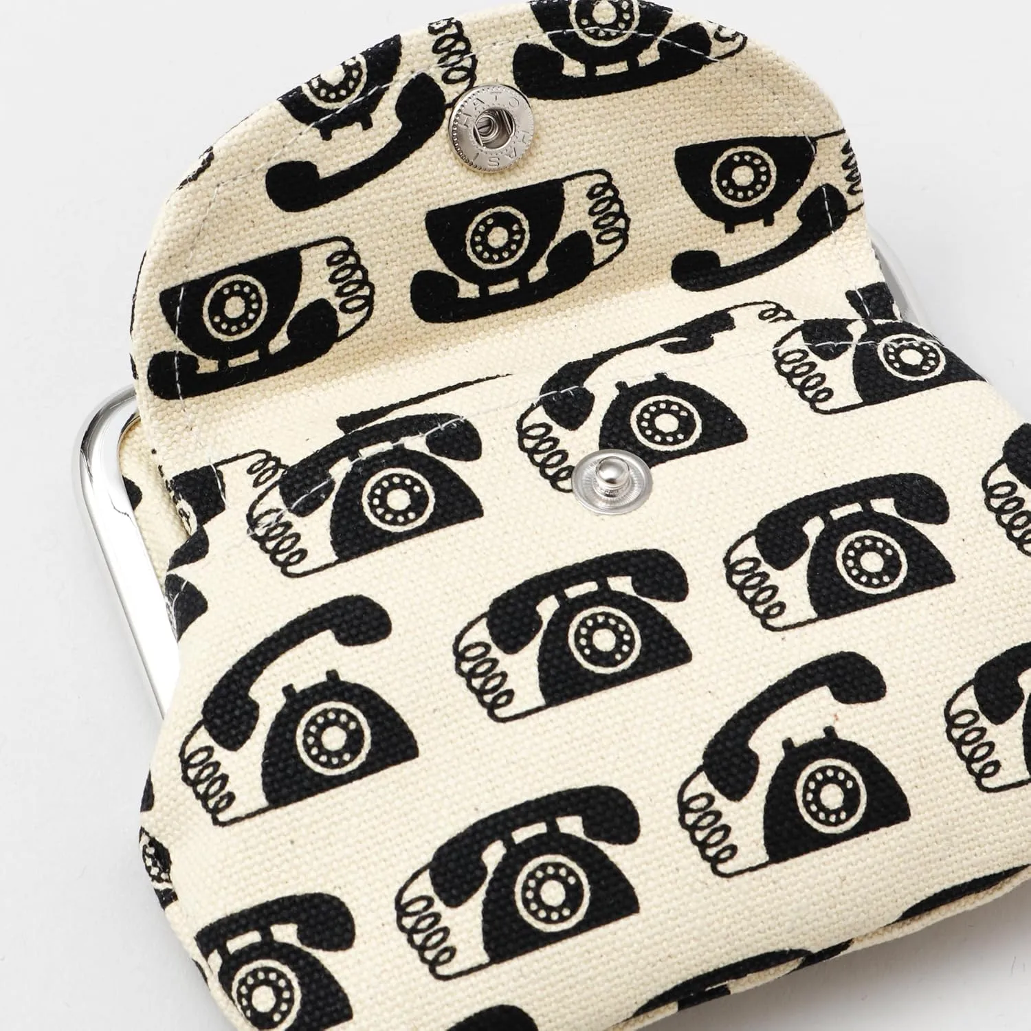 [倭物や Kaya] Retro Gamaguchi - Purse with Clasp/Japanese Retro Parent and Child Purse Partition 7JMP4303 PHONE WHITE & BLACK