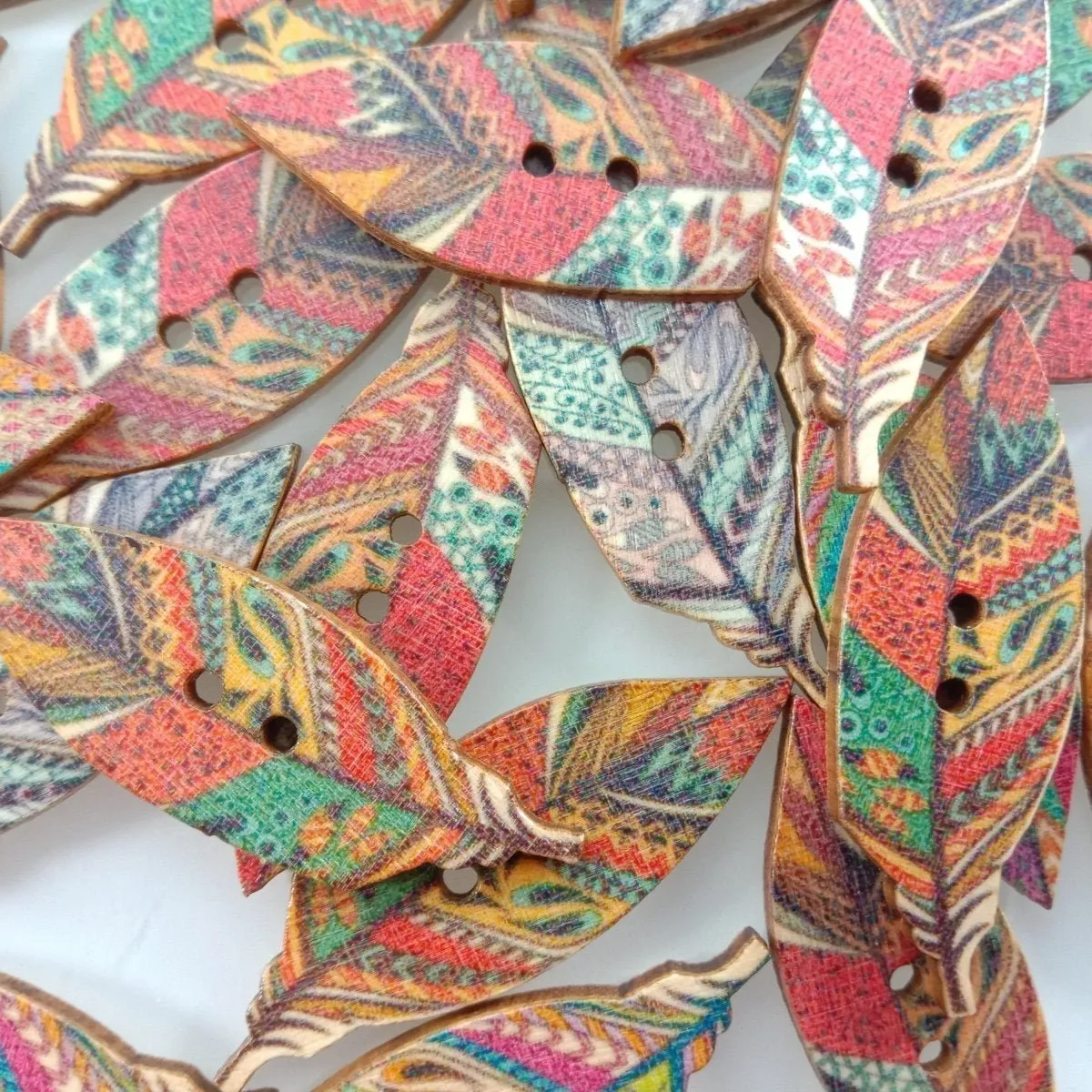 50x Retro Wooden Buttons for Scrapbooking and Handmade Clothes 15-25mm Set B