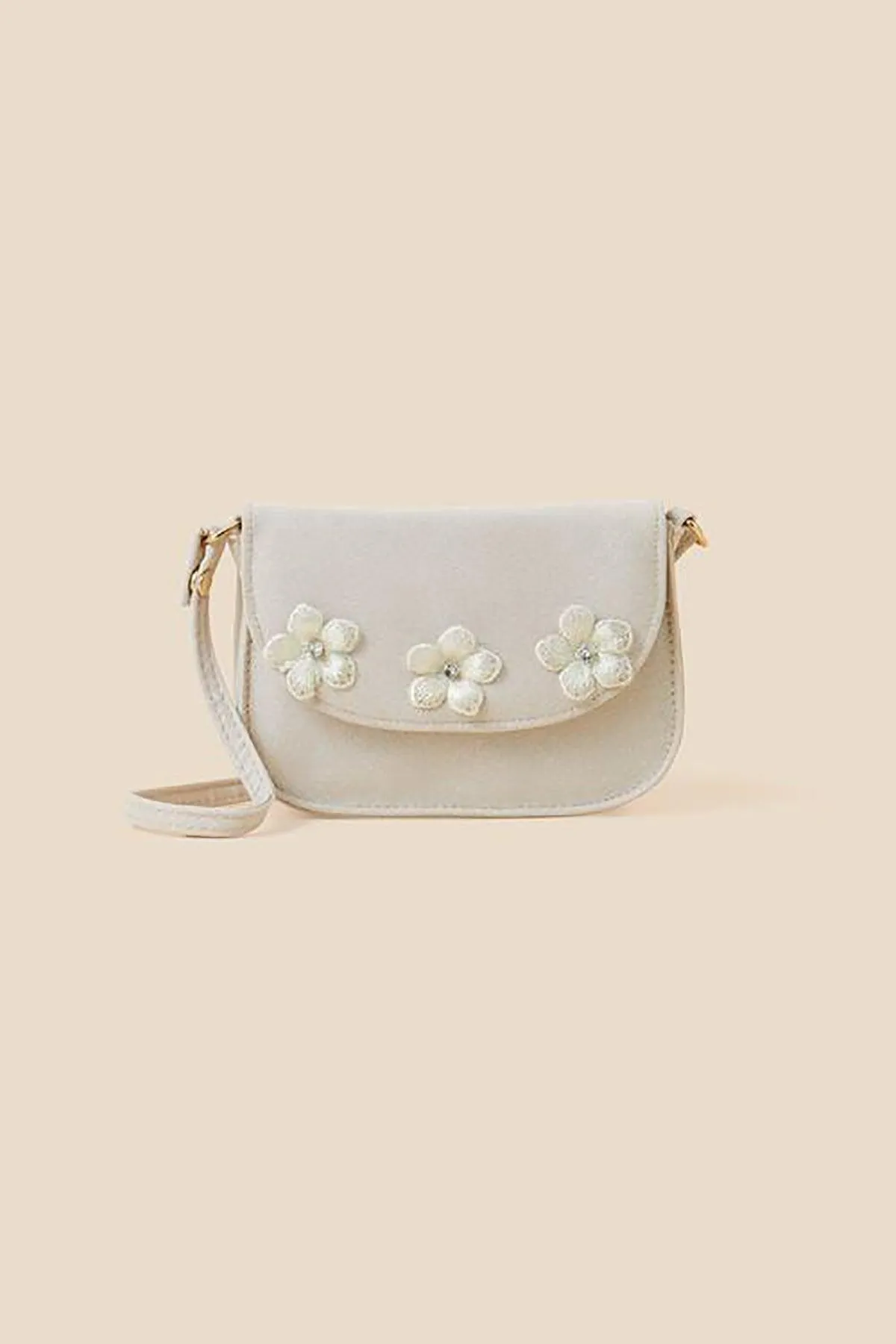 ACCESSORIZE