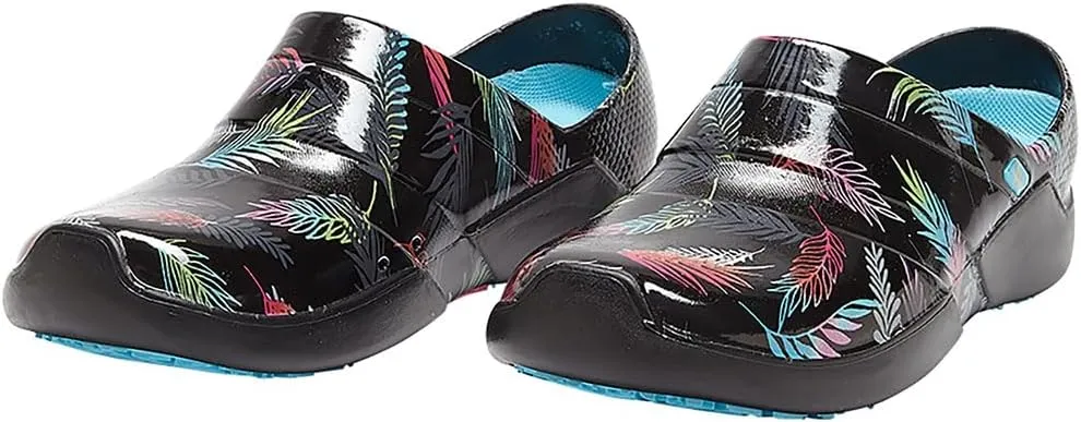 Anywear Journey Men’s and Women’s Clogs - Lightweight Waterproof Shoes with Superb EVA Cushioning for Gardening, Food Service, Medical Professionals