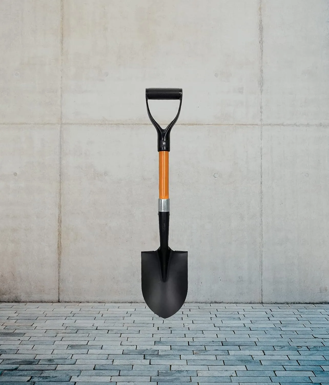 Ashman Short Handle Digging Shovel (1 Pack) - 27-inch Kids Beach & Garden Shovel with Sturdy Blade, D-Handle Gardening Tool