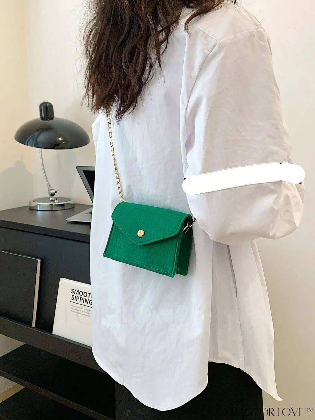 BagForLove - Compact Felt Chain Crossbody