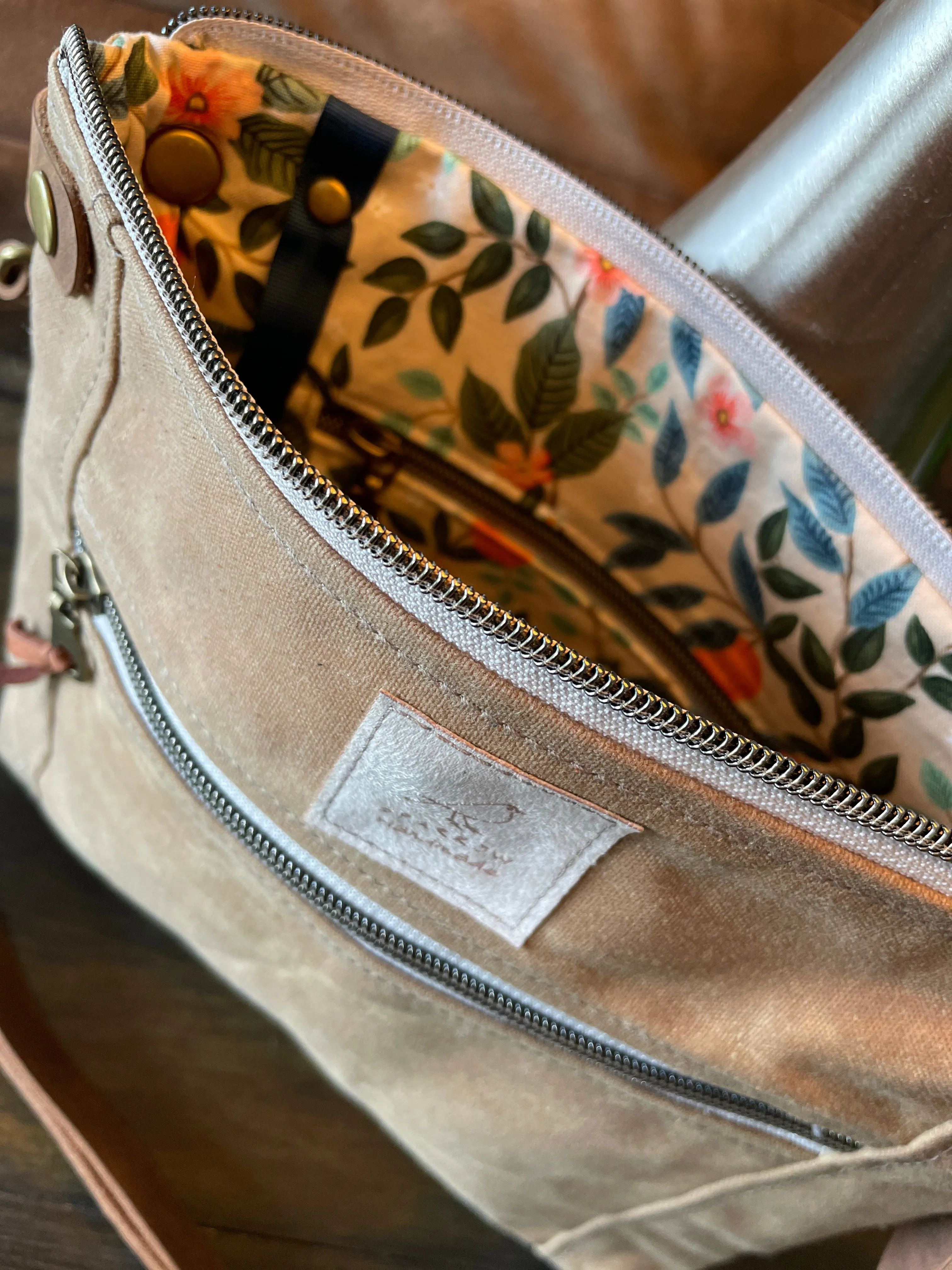 Cambridge Crossbody - Petite
