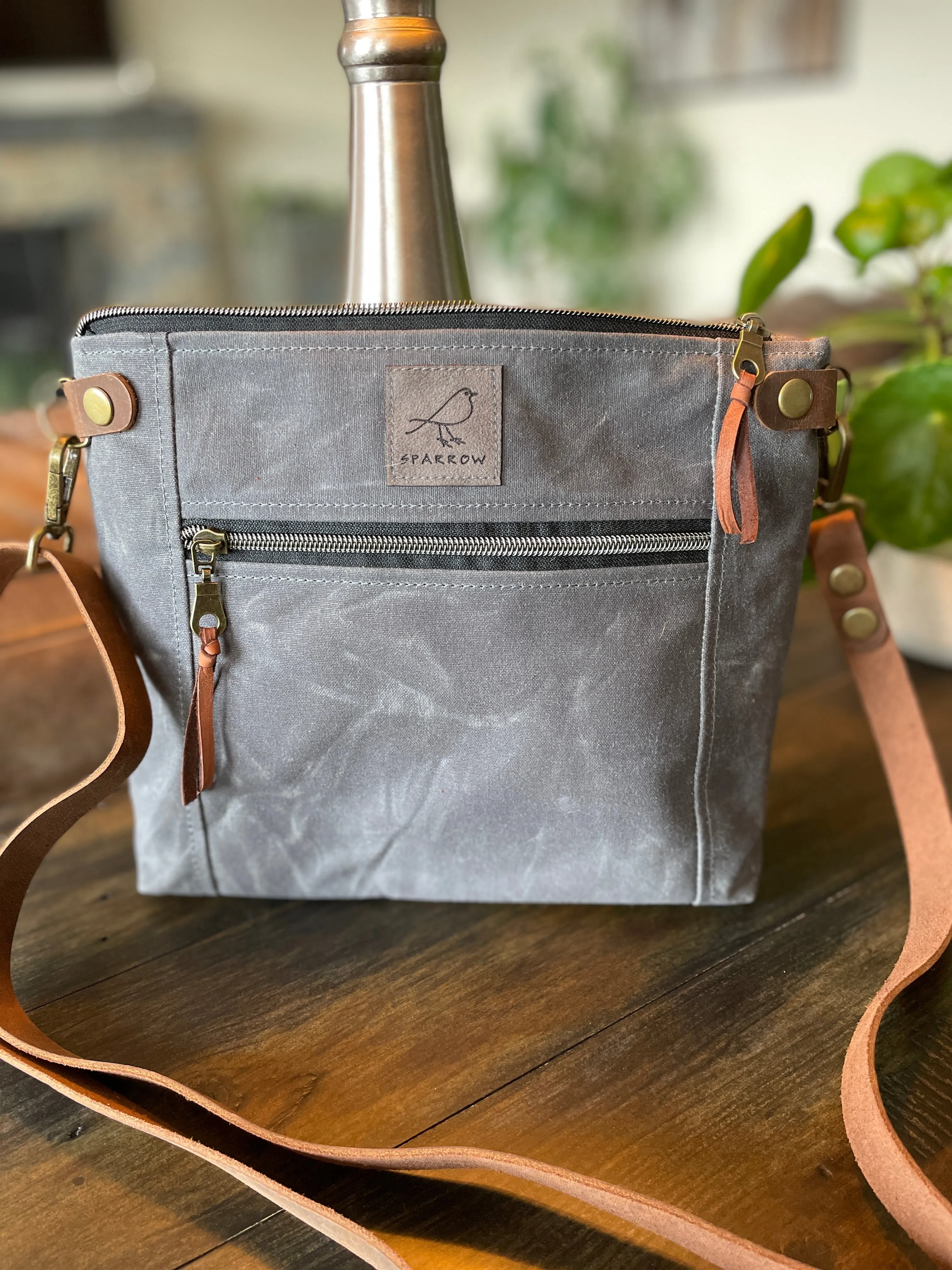 Cambridge Crossbody - Petite