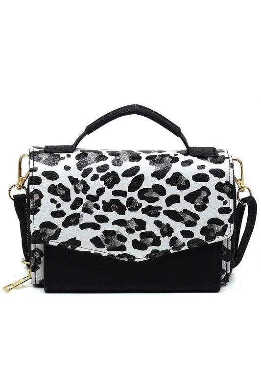 Chic Envelope Flap Crossbody Bag – Stylish & Functional Organizer