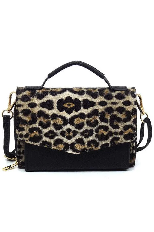 Chic Envelope Flap Crossbody Bag – Stylish & Functional Organizer