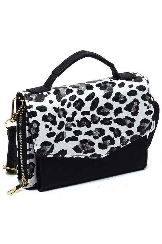 Chic Envelope Flap Crossbody Bag – Stylish & Functional Organizer