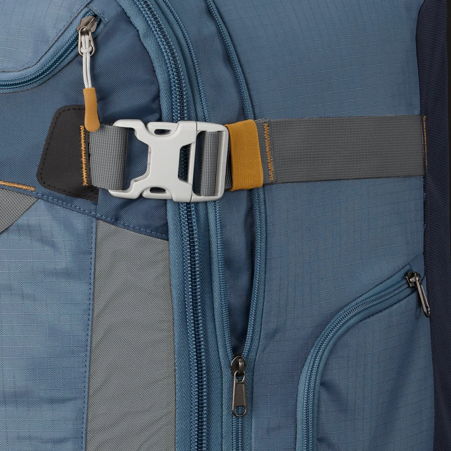 Eagle Creek Load Warrior Wheeled Duffel