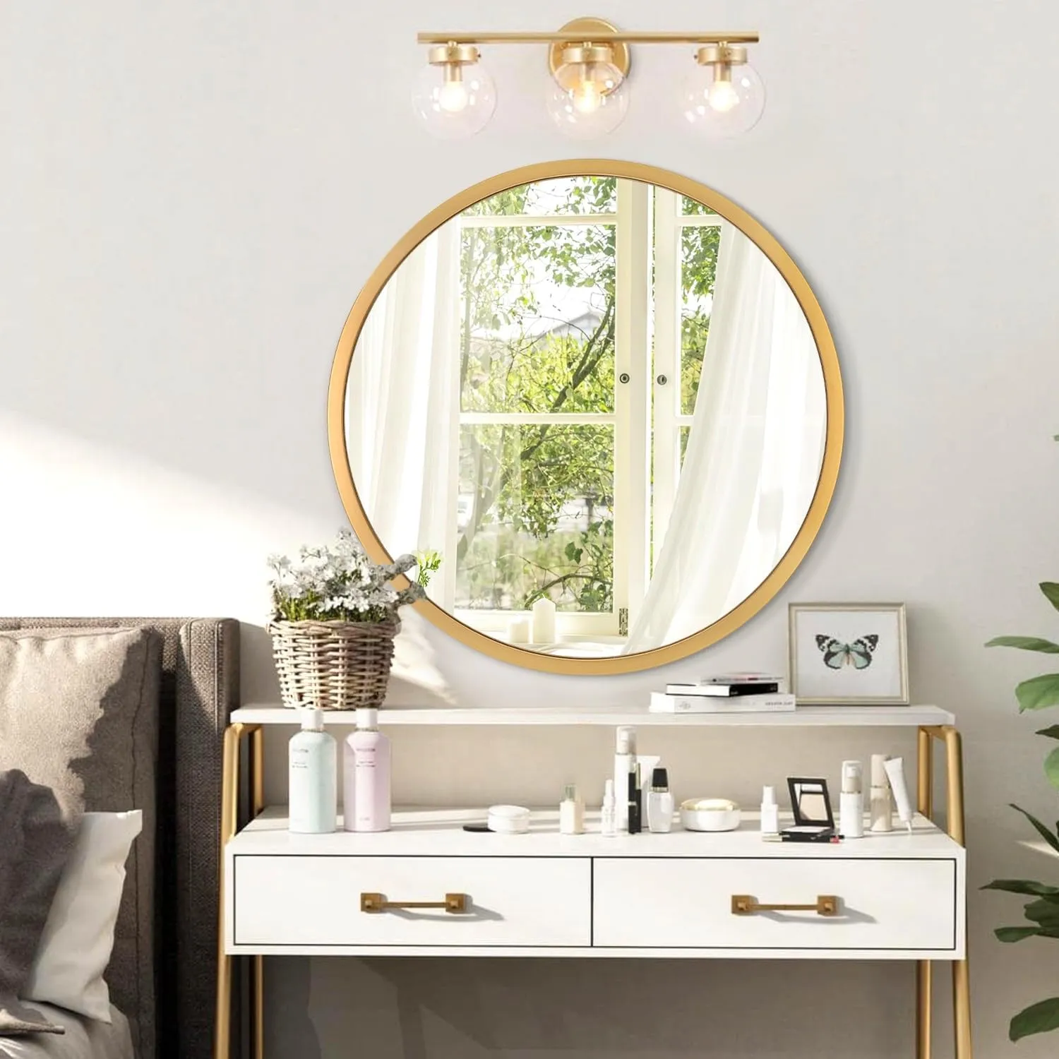 JJUUYOU 20 inches Round Wall Mirror, Gold Metal Framed Bathroom Mirror, Art Deco Style, Wall Mounted Makeup Mirror for Living Room, Bedroom, Dorm