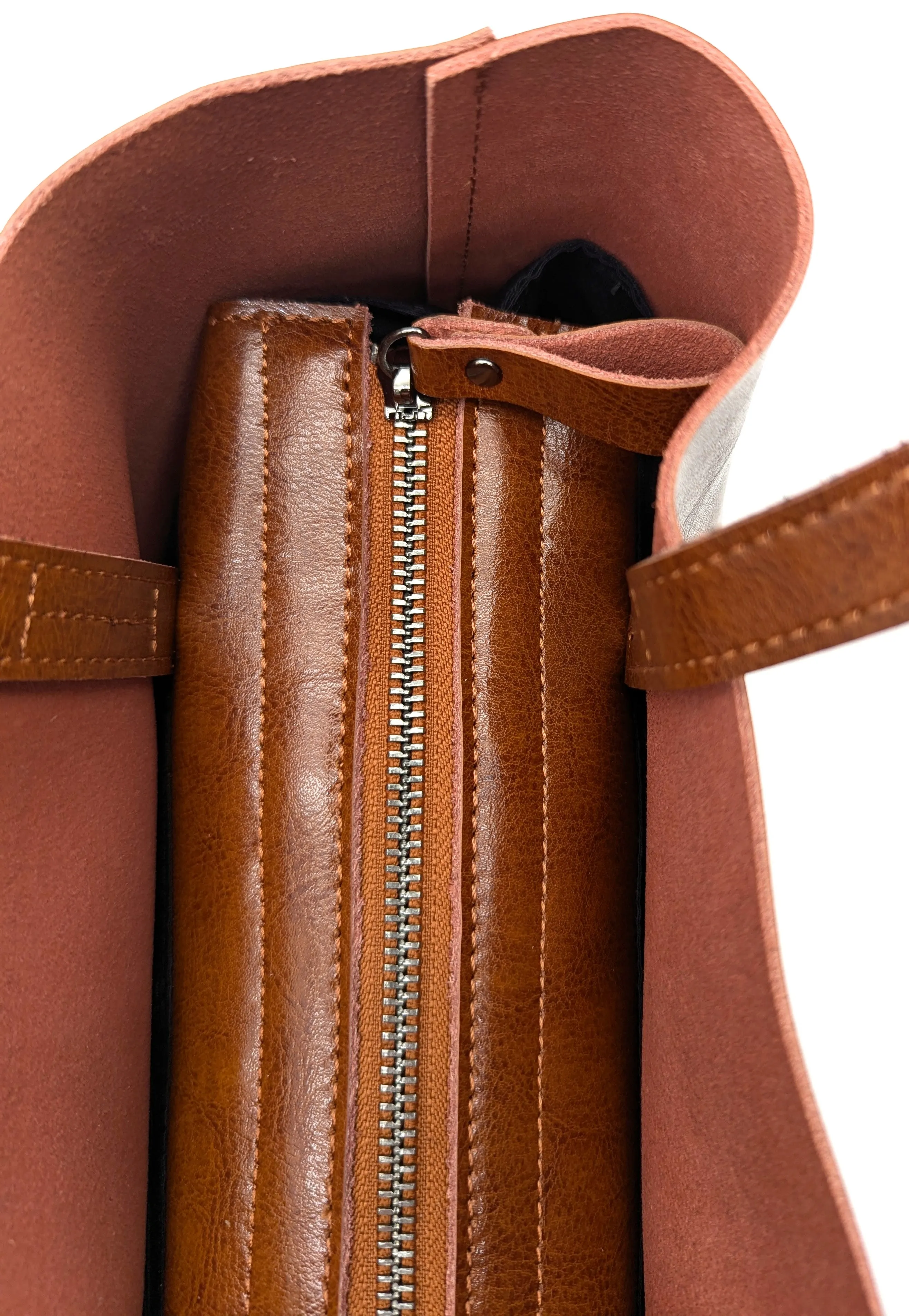 Kathryn Tote