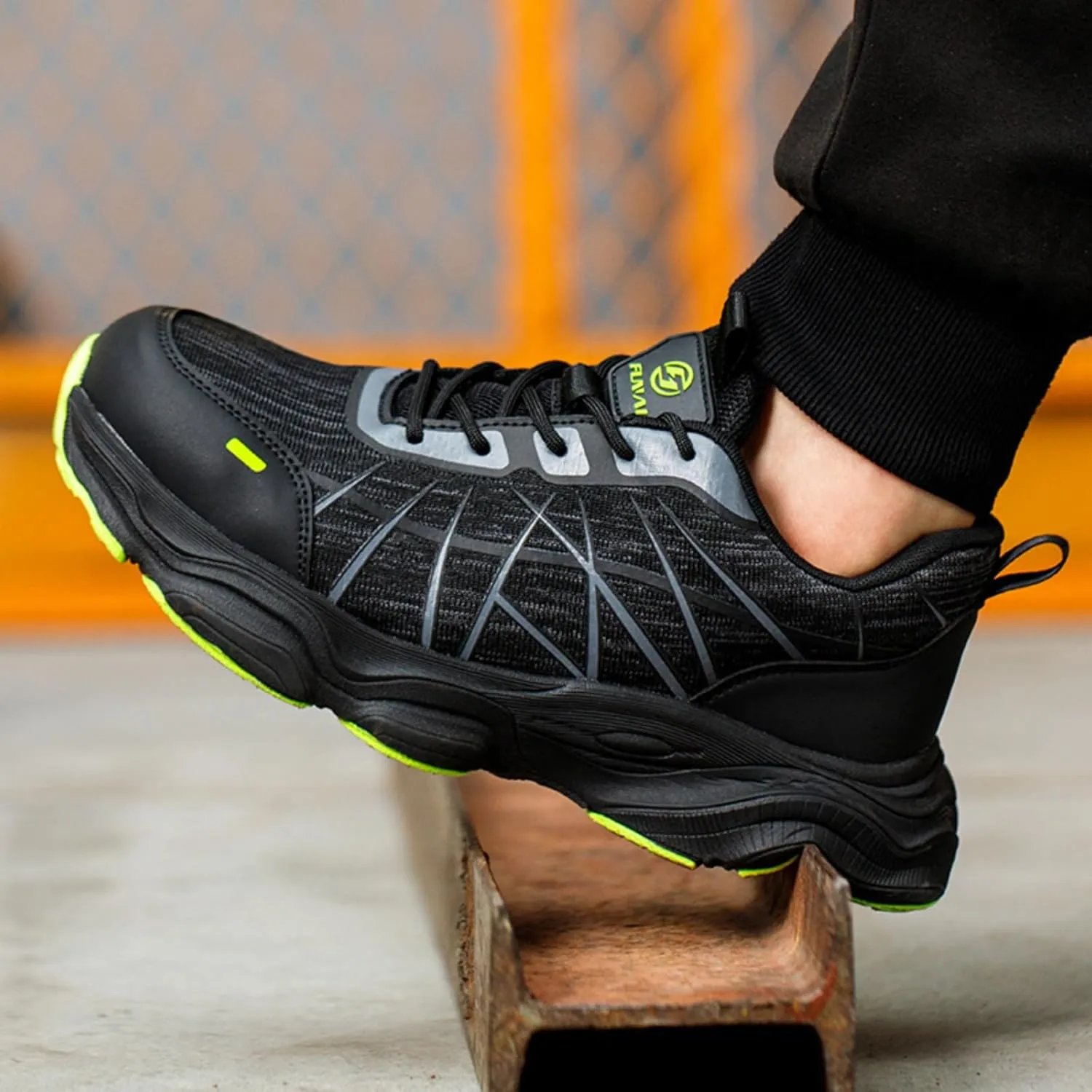 Lightweight Plastic Toe Anti-Impact Puncture Resistant Safety Shoes - Non-Slip Sole - Ideal for Construction & Gardening Work