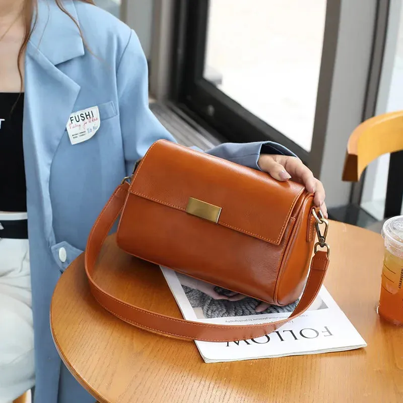 Luxury Leather Crossbody Bag – Elegant & Functional Handbag for Women