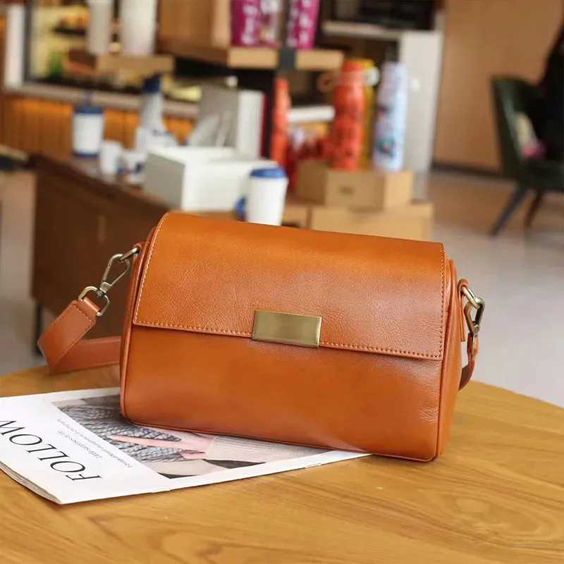 Luxury Leather Crossbody Bag – Elegant & Functional Handbag for Women
