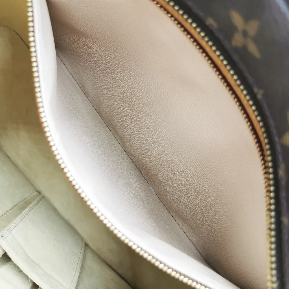 Monogram Canvas Luco