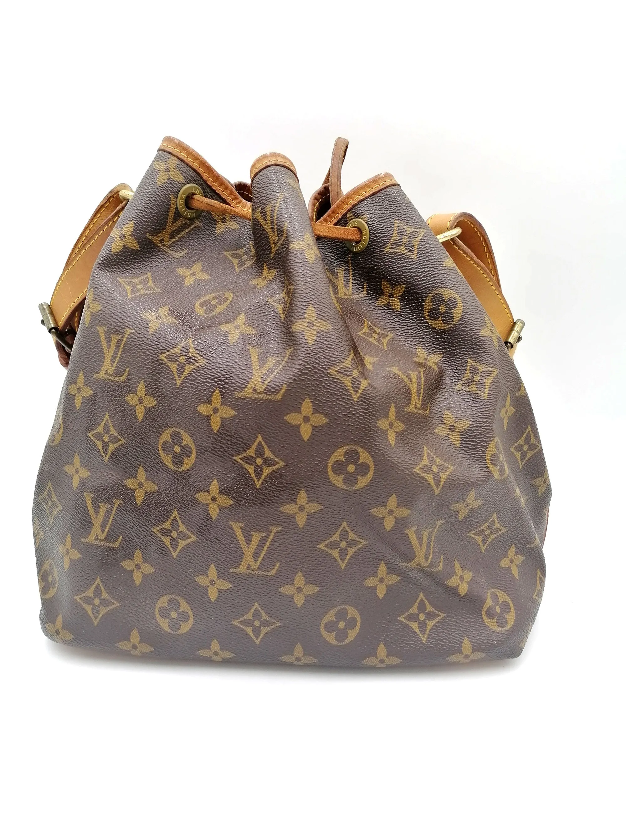 Monogram Canvas Petit Noé