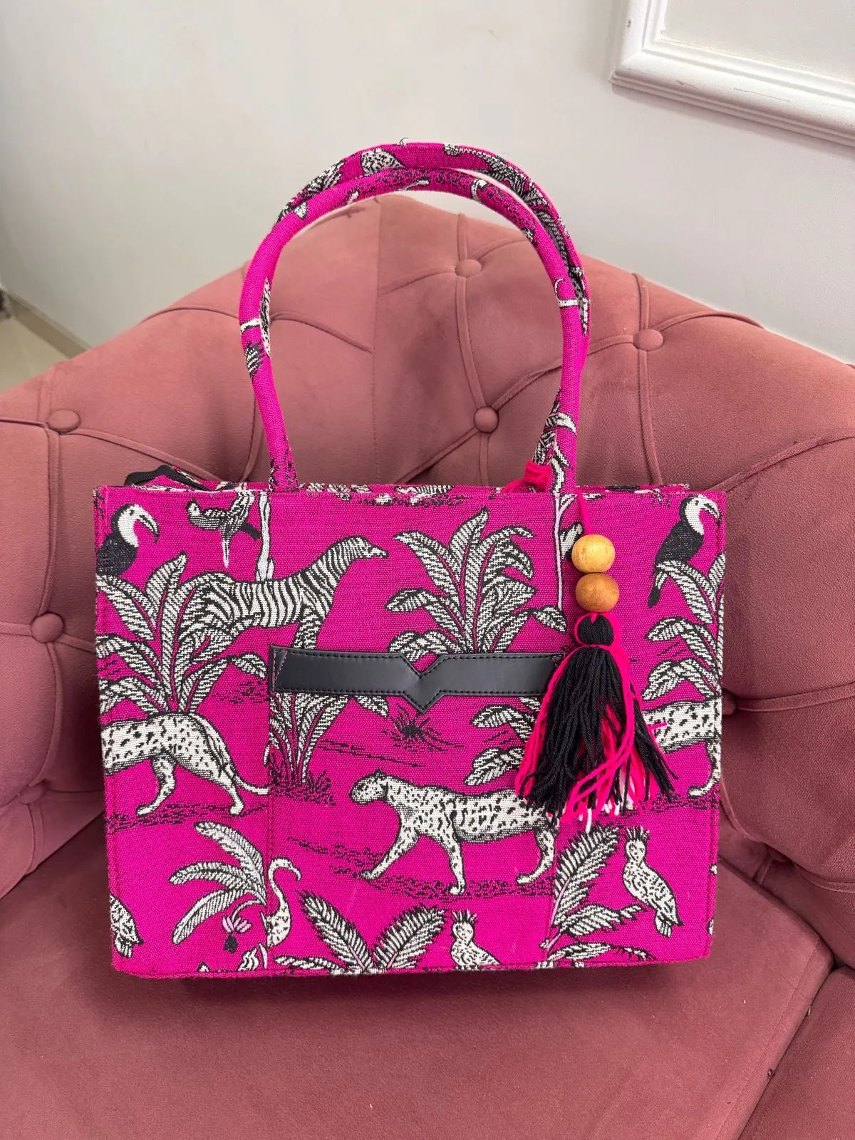 MULTIPURPOSE TOTES