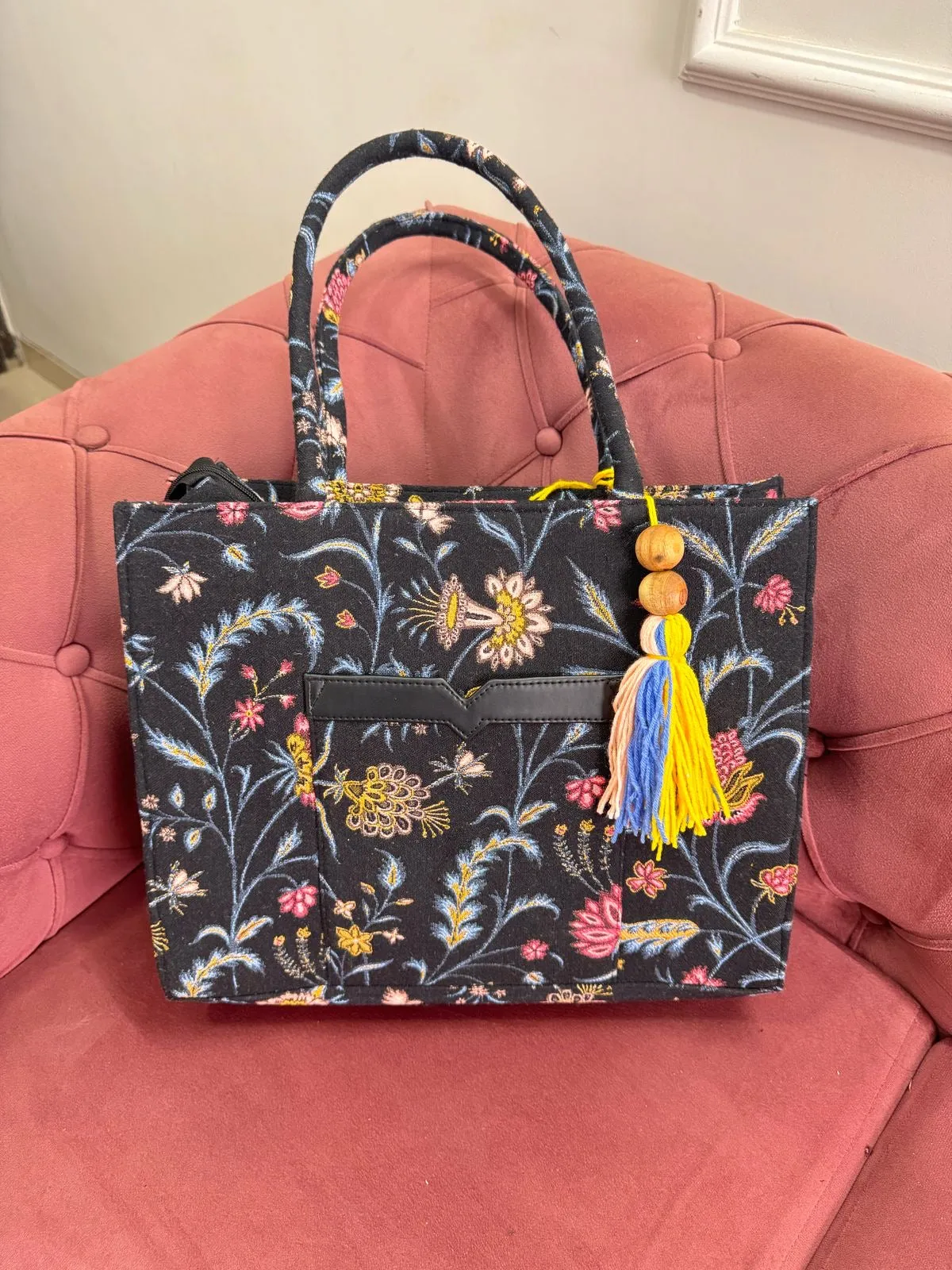 MULTIPURPOSE TOTES