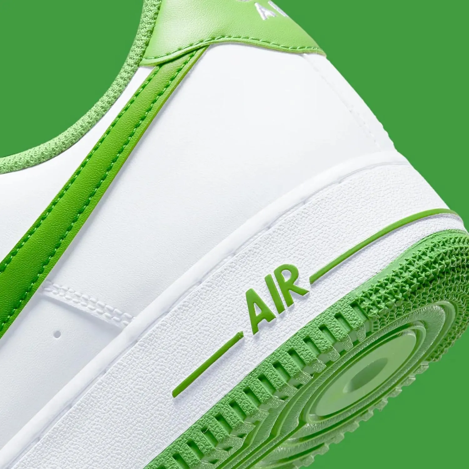 Nike Men's Retro