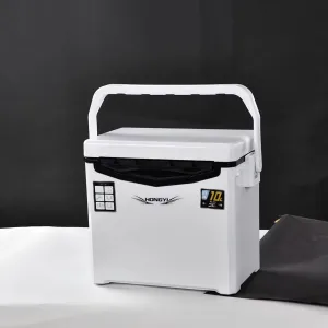 Outdoor 10-liter insulation bag, fishing box and cooler, suitable for camping and picnicking., white