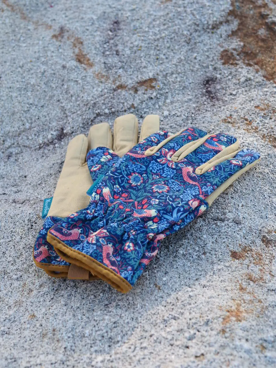 Outdoor Garden Gift Set ⎹ Garden Gloves, Secateurs, Apron ⎹ Large Gift Box