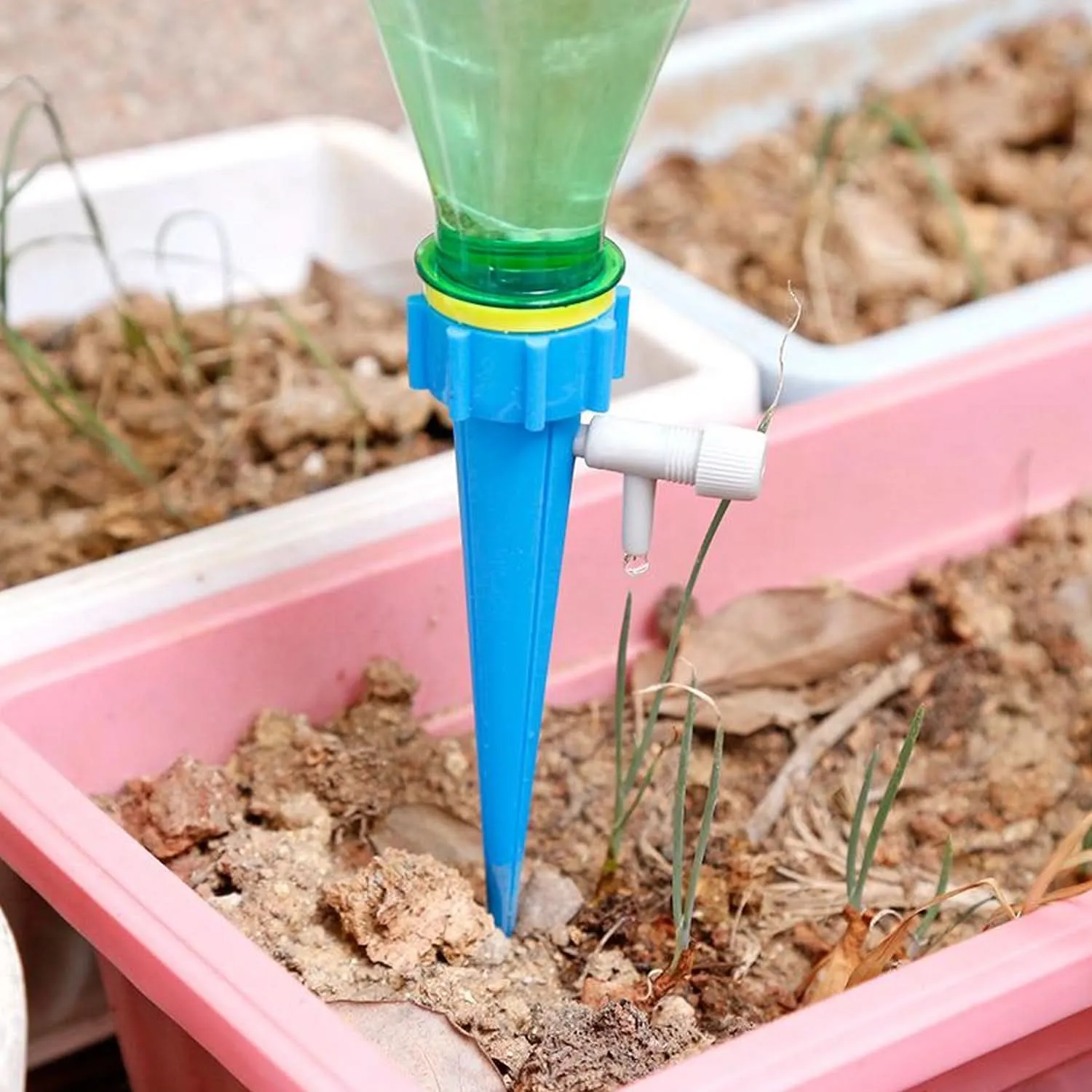 Plant Watering Spikes Self Watering Spikes Water Dripper For Plants Adjustable Plant Watering Devices With Slow Release Control Valve Switch (4 pcs)