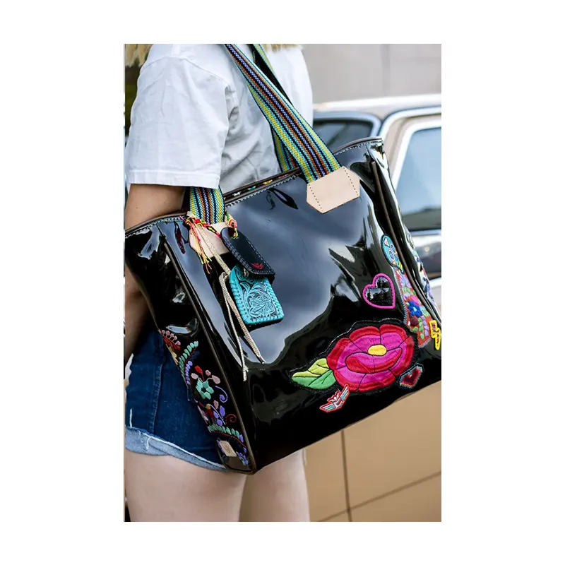 Poppy Classic Tote (6158)