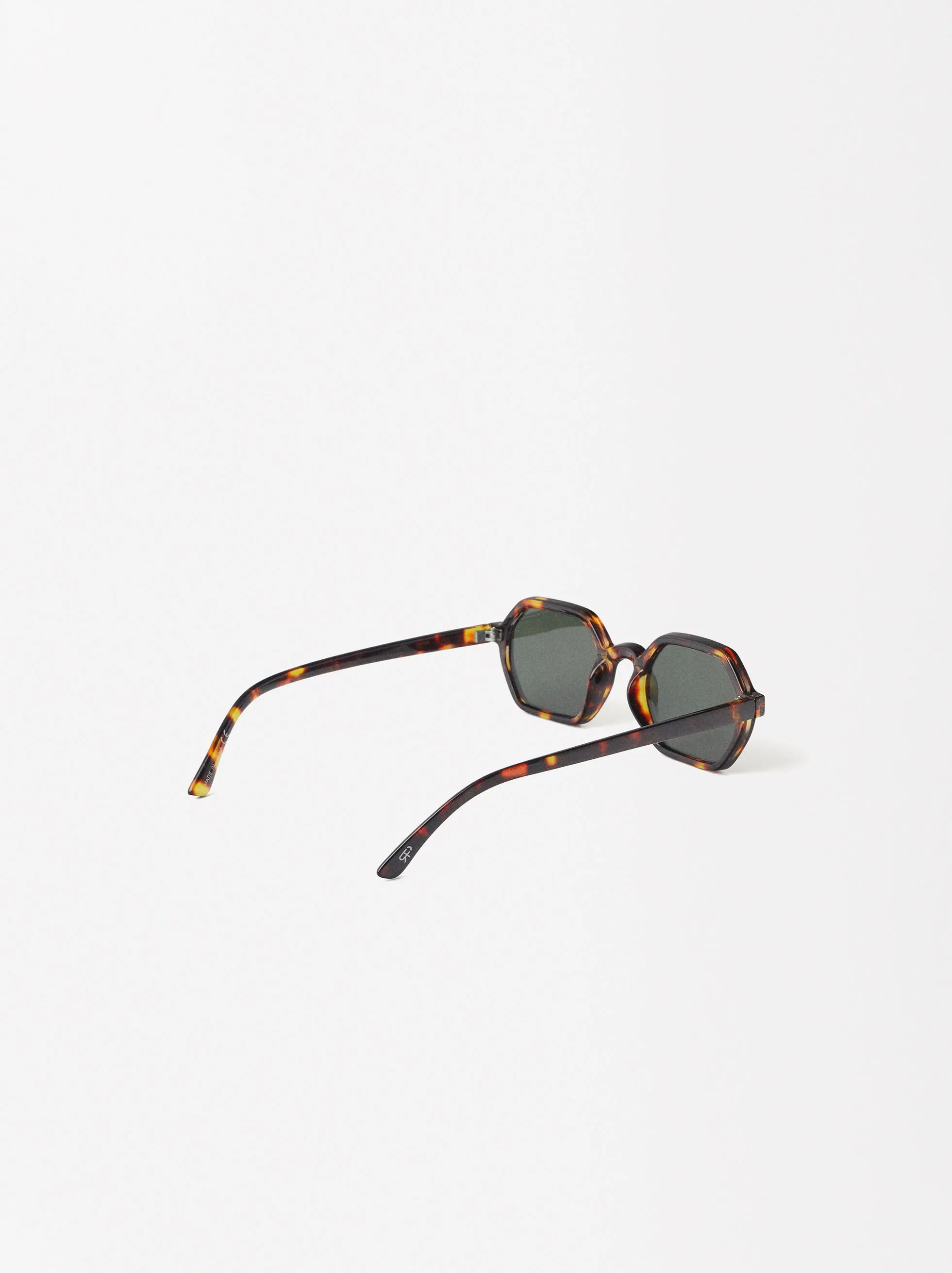 Retro Chic Tortoise Shell Polarized Sunglasses