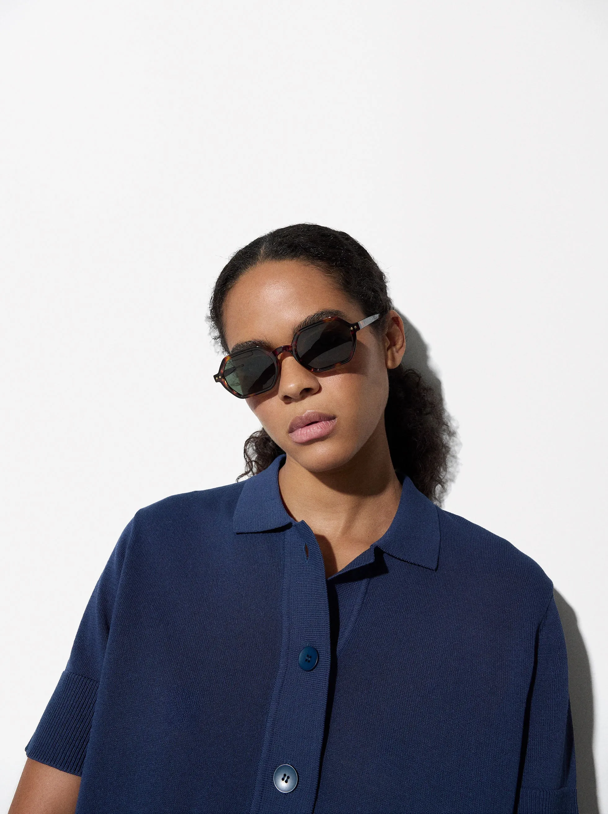 Retro Chic Tortoise Shell Polarized Sunglasses
