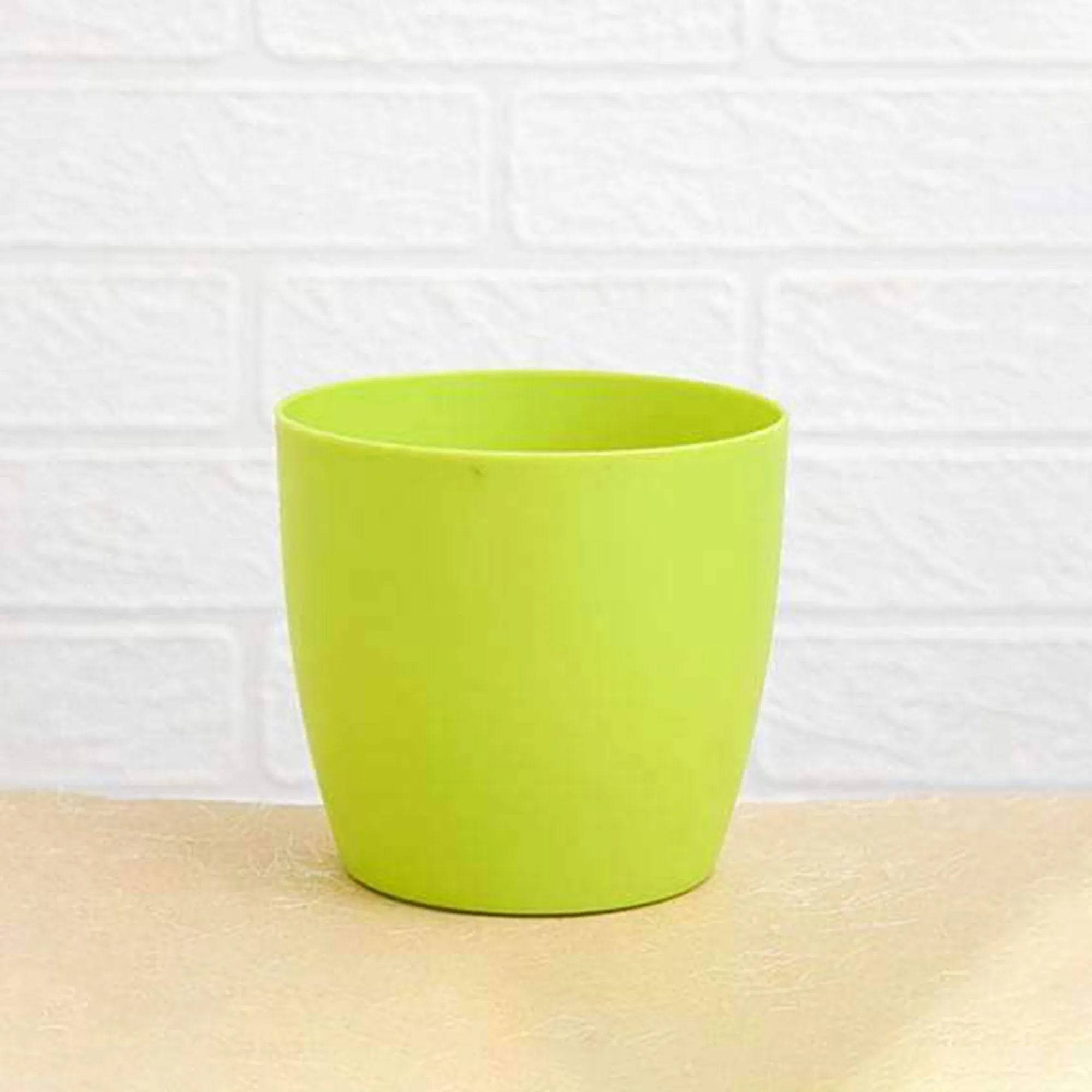 Round Flower Pots for Indoor & Outdoor Gardening