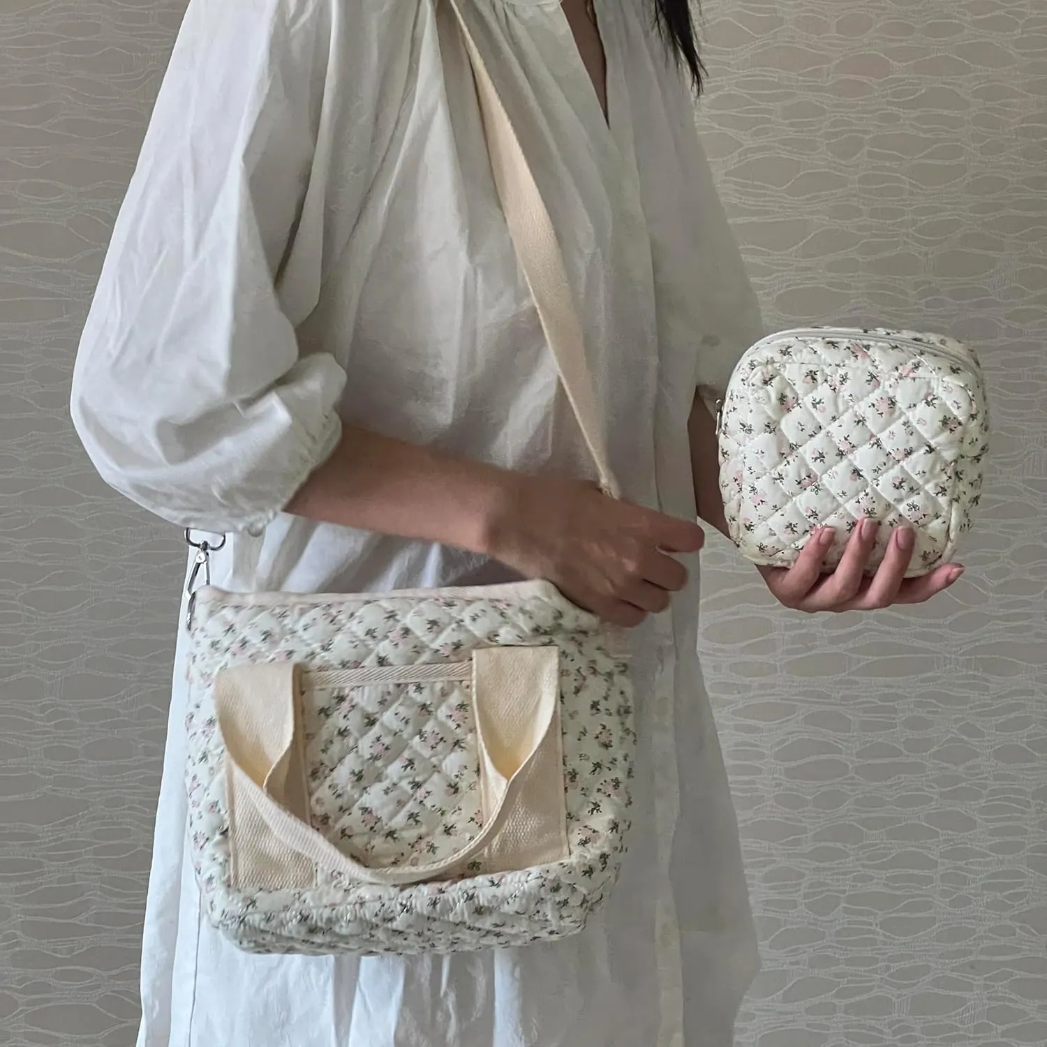 Small Floral Quilted Tote Bag for Women, Cute Crossbody Shoulder Purse with Pockets, Everyday Handbags