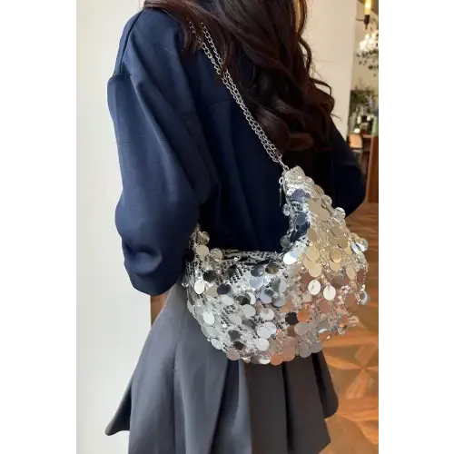 Sparkle in Style with Yeppi Sequin Chain Crossbody Bags