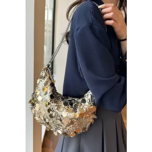 Sparkle in Style with Yeppi Sequin Chain Crossbody Bags