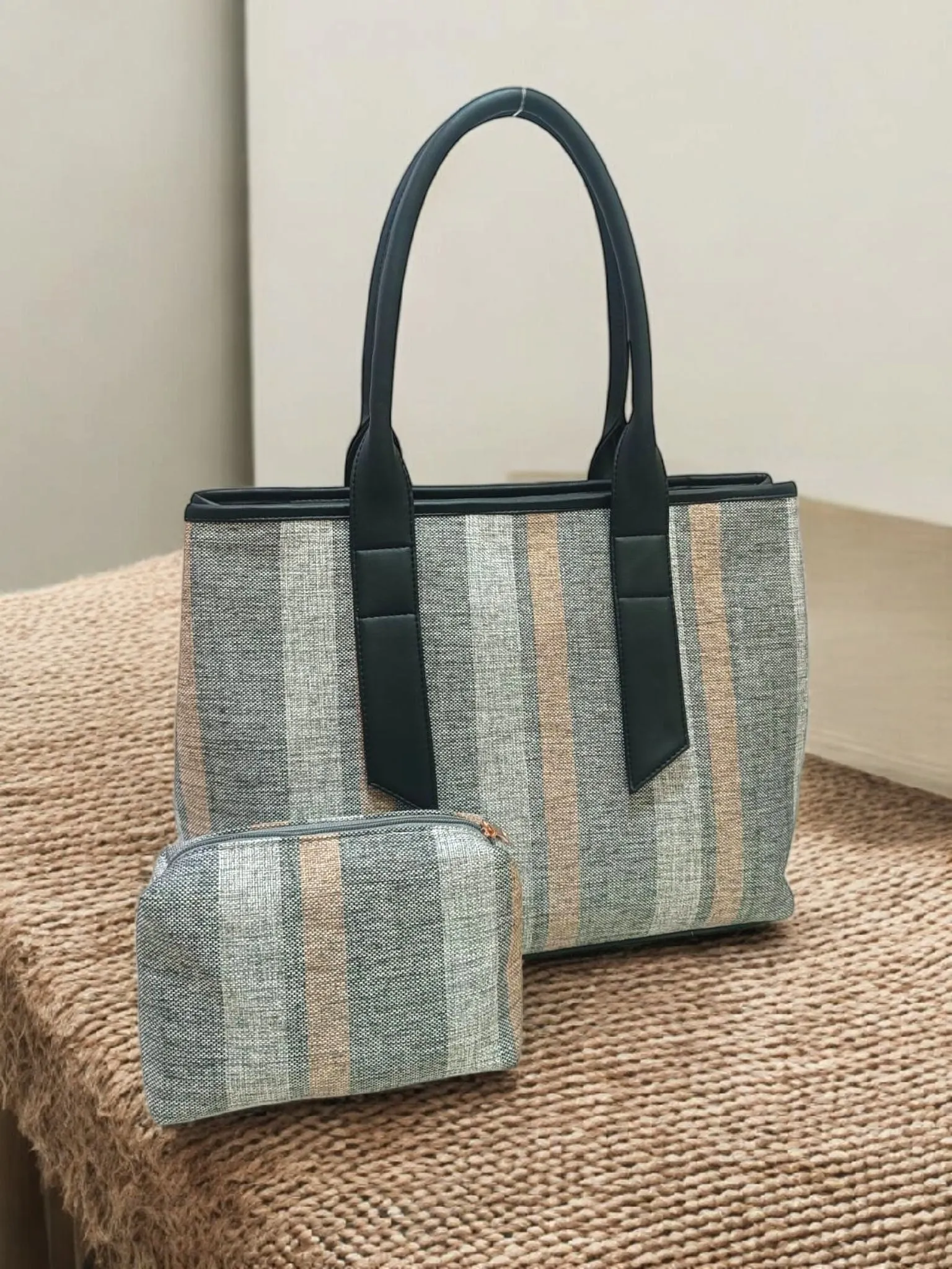 The Jute Totes with Pouch