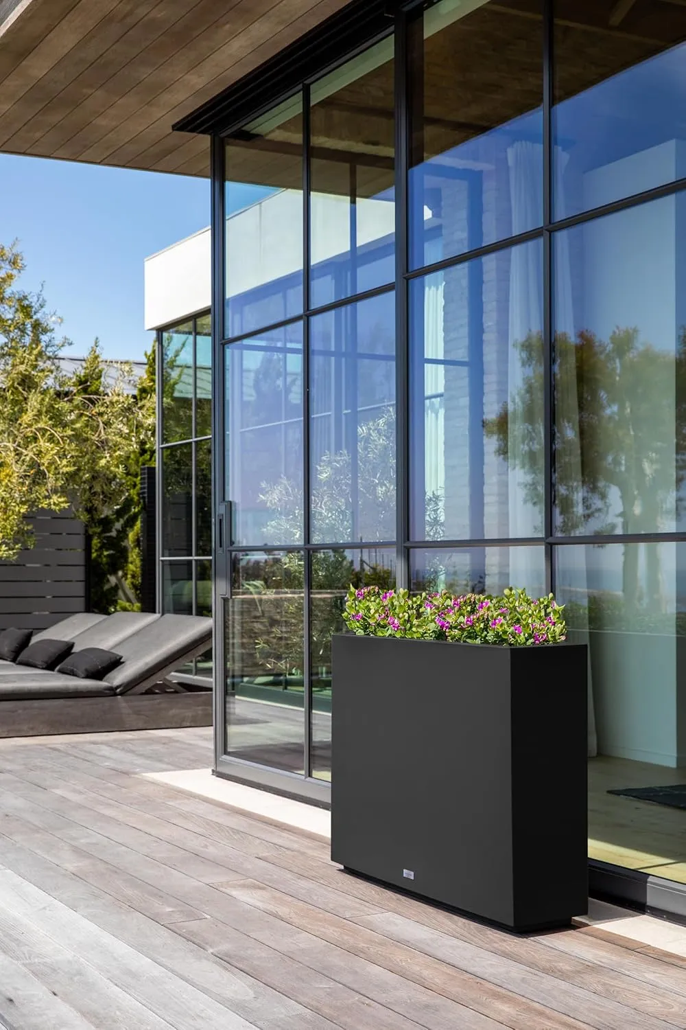 Veradek Block Series Span Plastic Planter - Tall Rectangular Planter for Indoor or Outdoor Patio/Porch | Durable All-Weather with Removable Insert Bucket | Modern Design for Plants, Flowers, Garden