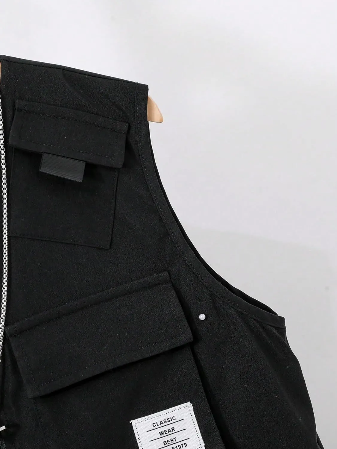 Verdusa Boy's Pocket Front Buckle Sleeveless Cargo Vest Jacket