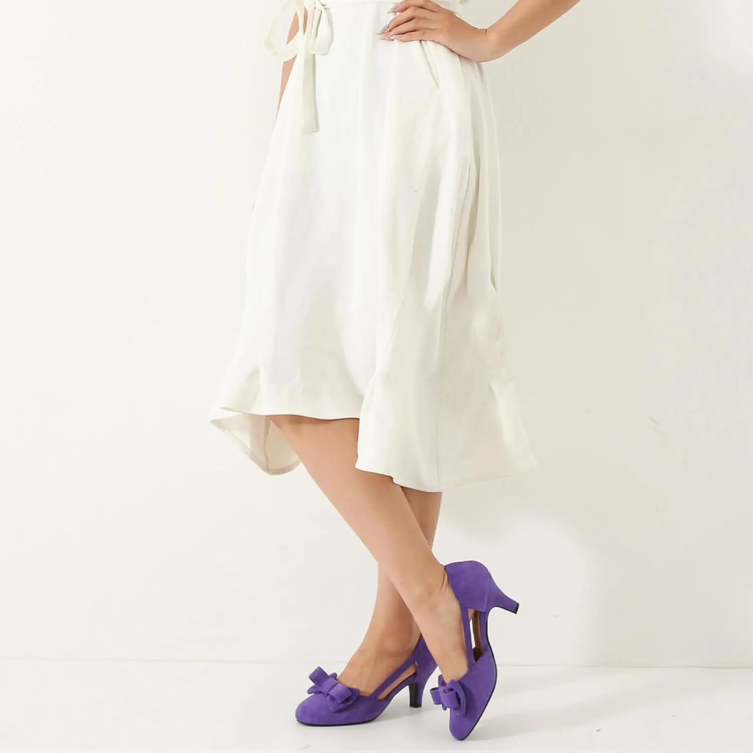 Women's Slip On Bow Kitten Heels Cutout Vintage Retro Low Heel Dress Shoes Wedding Work Party Pumps