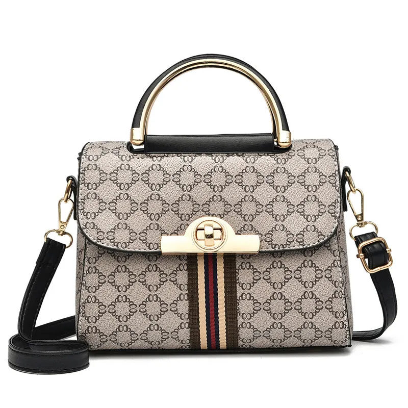 Women's Summer Fashion Large Capacity Retro Handbags