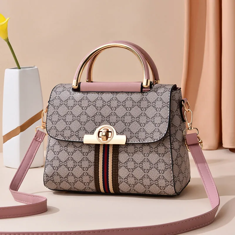 Women's Summer Fashion Large Capacity Retro Handbags