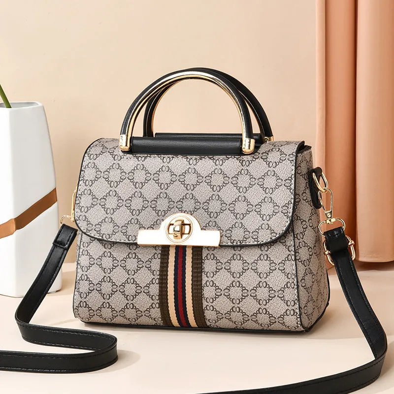 Women's Summer Fashion Large Capacity Retro Handbags