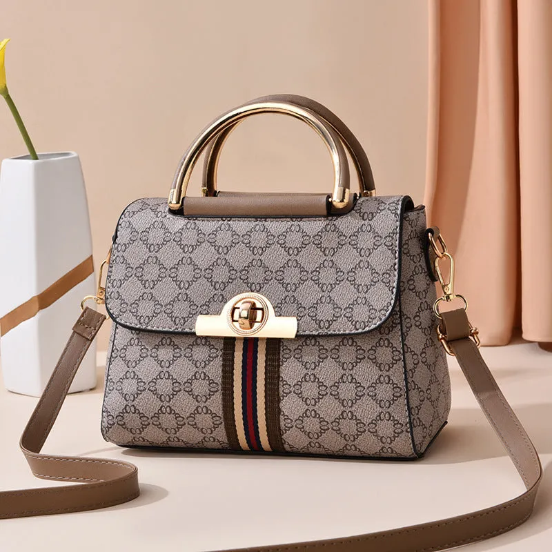 Women's Summer Fashion Large Capacity Retro Handbags